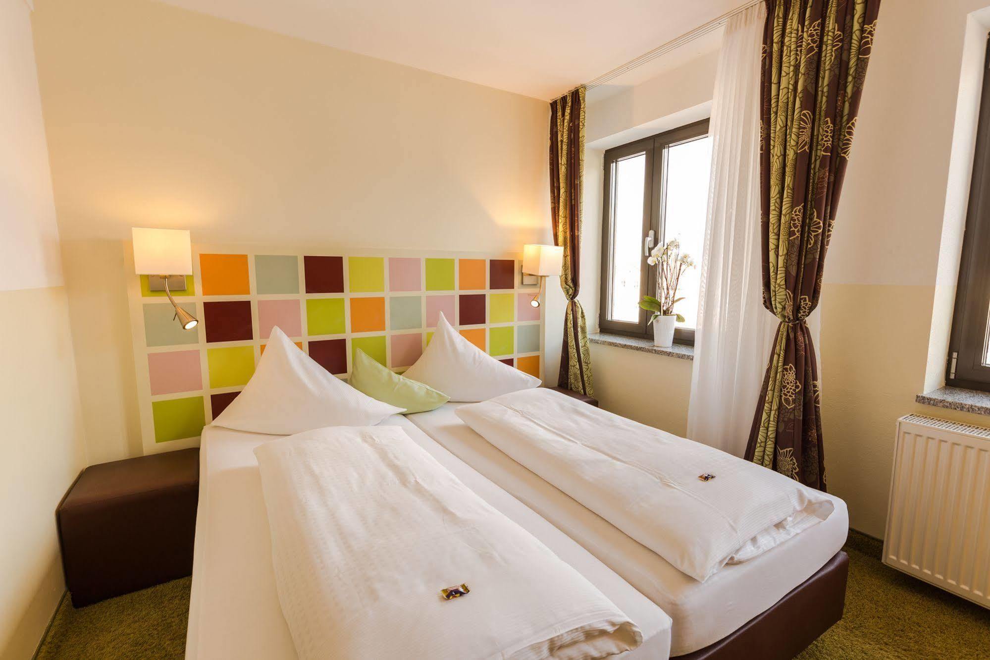 Hotel Arooma 에르딩 외부 사진